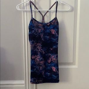 lululemon size 4 tank top